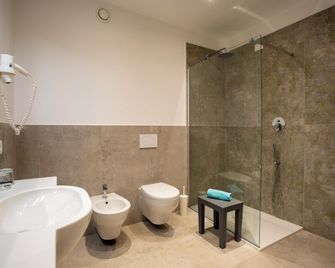 Europalace Hotel - Verbania - Bathroom
