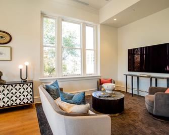 The Bell Athens by Kasa - Athens - Living room