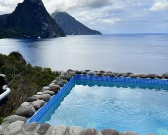 Caille Blanc Villa & Hotel - Adults Only - Soufrière - Pool