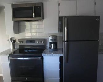 Quiet retreat in enchanting Sedona with AC, WiFi - Sedona - Küche