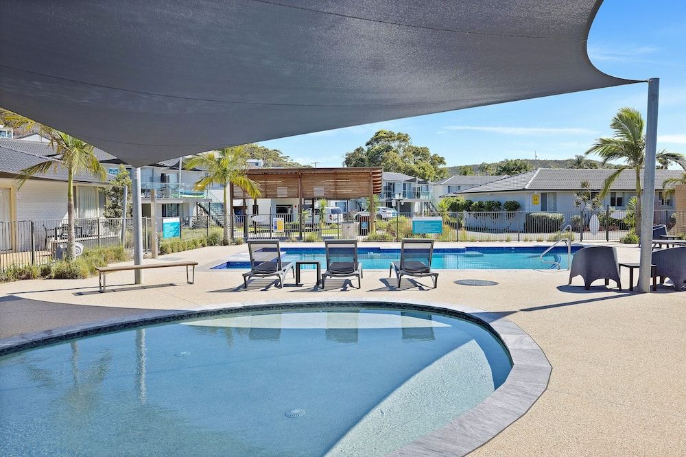 Seaside Holiday Resort - Shoal Bay - Pool