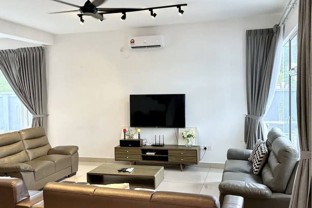 Hom Villa 16-25 pax - Bandar Penawar - Obývací pokoj