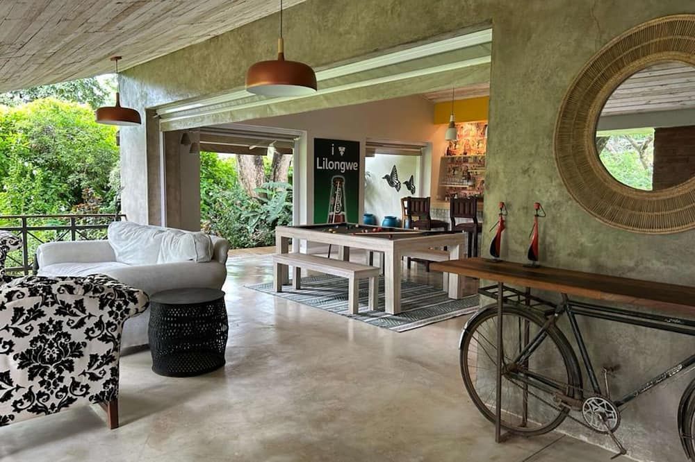 جرين إليفانت - ليلونغوي - مبنى