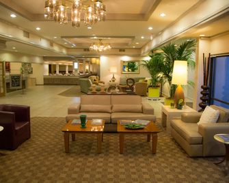 Inn At The Commons - מדפורד - לובי