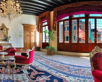 Hotel Liassidi Palace - Venecia - Lobby