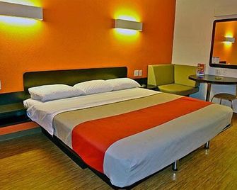 Motel 6 Albuquerque Northeast - Albuquerque