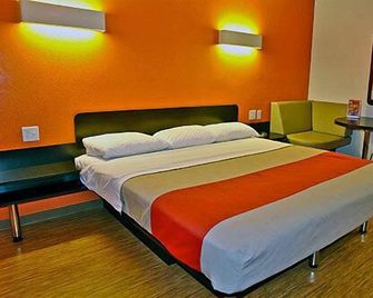 Motel 6 Albuquerque Northeast - Albuquerque