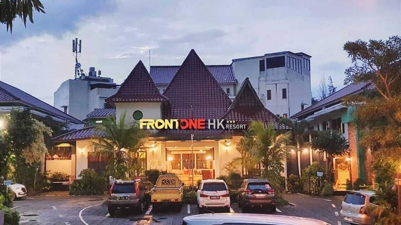 Front One Hk Resort Simpang Lima