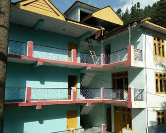 Hotel Seetal - Kalpa - Edificio