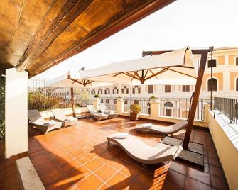 Relais Trevi 95 Boutique Hotel - Rome - Balcony