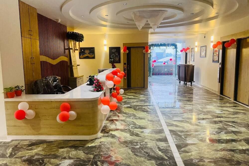 Hotel Sr Laxmi - Ānand - Рецепція