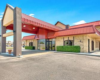 Americas Best Value Inn Paris - Paris - Building