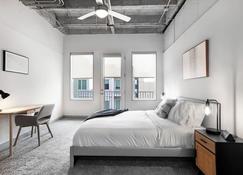 Stylish City Living Apartments at The Byron on Peachtree in Mid-Town Atlanta - Atlanta - Schlafzimmer