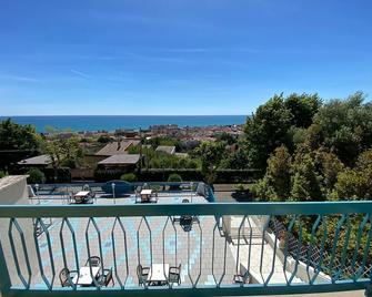 B&B Miramare Grottammare - Grottammare - Balcón