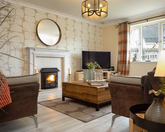 Eagle Lodge - Aviemore Lodges - Aviemore - Olohuone