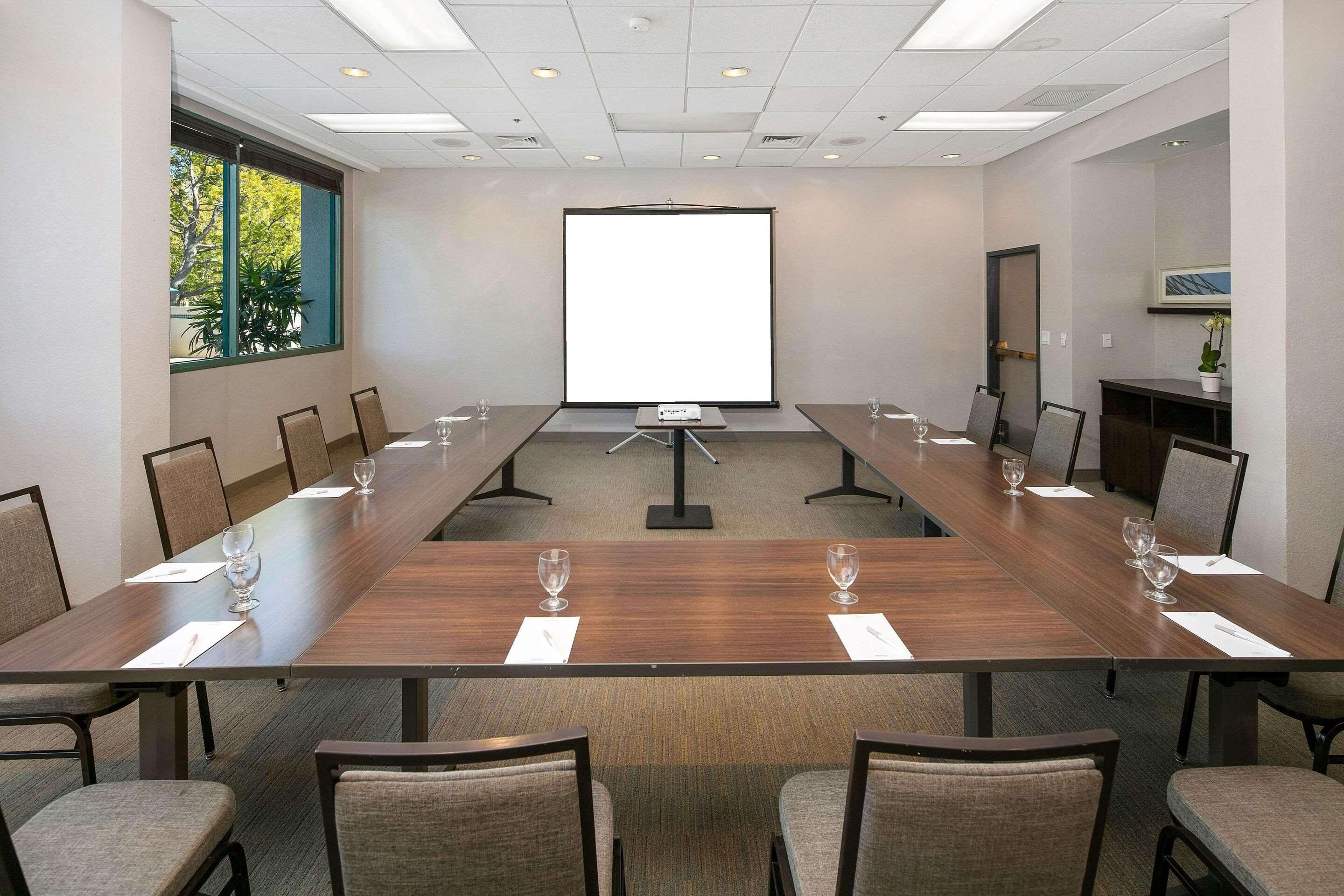 Country Inn and Suites by Radisson San Diego North CA - San Diego - Meeting room