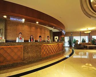 Brother Hotel - Taipei City - Front desk