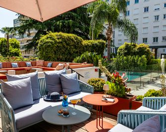 Hotel Le Canberra - Cannes - Parveke