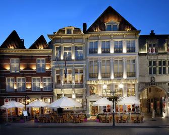 Grand Hotel en Résidence De Draak - Bergen op Zoom - Edificio