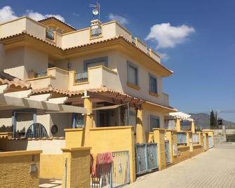Beautiful Villa With Shared Pool In Typical Spanish Village In La Tercia, Murcia - Murcia - Zwembad
