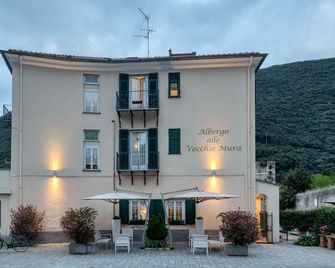 Alle Vecchie Mura - Finale Ligure - Edificio