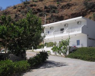 V&C Paradise Apartments - Kato Rodakino