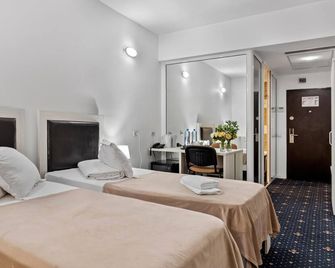 Hotel Charter Otopeni - Otopeni - Schlafzimmer