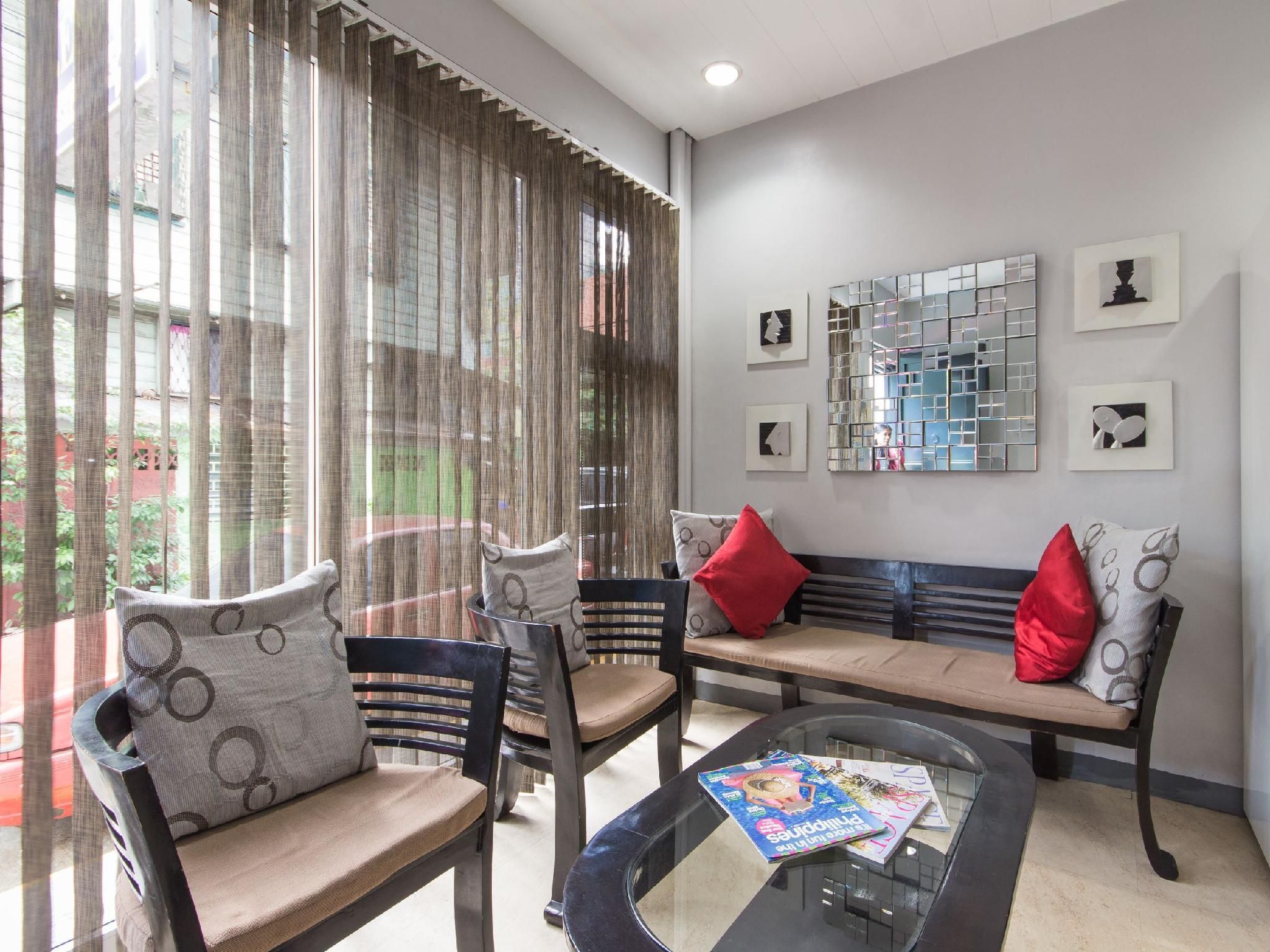 Leesons Residences Malate