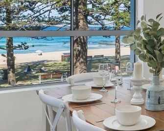 Austi Beach Escape - A Dreamy Oceanfront Haven - Austinmer