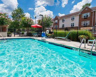 TownePlace Suites by Marriott Atlanta Kennesaw - Kennesaw - Piscina