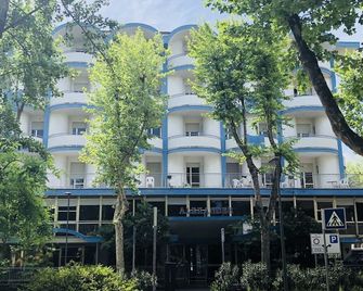 Hotel Alexander - San Mauro a Mare - Будівля