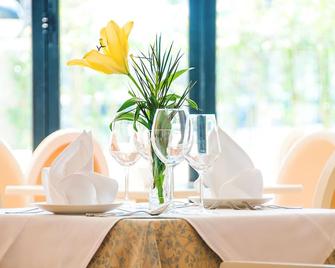 Sar'Otel Boutique Hotel - Tirana - Restoran