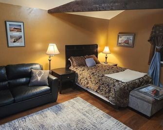 Circle R Cabin 5, Private Ranch, Mountain Views - East Glacier Park - Salon