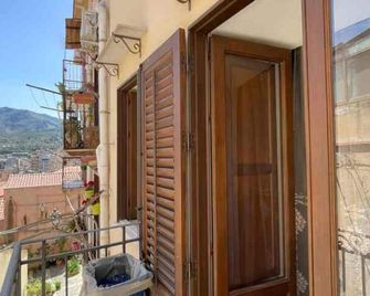 Appartamento in Centro Storico a Termini Imerese - Eden Holiday Home - Termini Imerese - Balcony