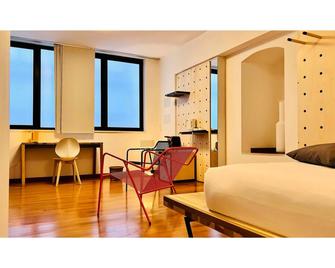 Imago Plus Hotel - בארי - חדר שינה