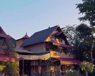 River House Lodge - Malelane - Building