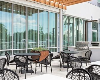 TownePlace Suites By Marriott Orlando Southwest Near Universal - Orlando - Patio