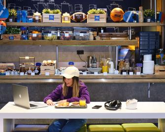ibis budget Bilbao City - Bilbao - Restaurant