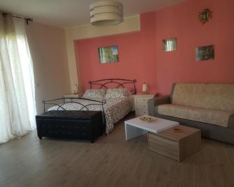 La Porta dell'Alcantara - Gaggi - Bedroom
