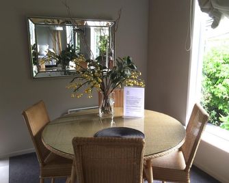 Firth Street Mews B&B - Matamata - Sala de jantar