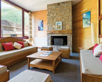 Résidence Lagrange Vacances Domaine des 100 Lacs - Cauterets - Salon
