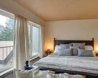 Brian Head Studio Condo w/ Balcony + Mountain View - Brian Head - Bedroom