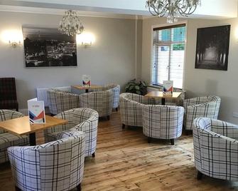 Le Chateau - Southampton - Restaurant