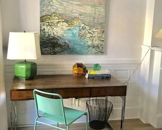 Luxury Top 50 Interior Designer Studio Apartment - New York