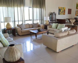 Catussaba Suítes Resort - Salvador da Bahia - Wohnzimmer