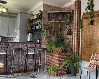 Arm Hostel - Ereván - Bar