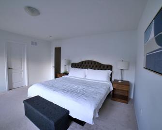 Beautiful House in Brantford - Brantford - Bedroom