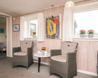 4 Person Holiday Home in Vejers Strand-by Traum - Blåvand - Stue