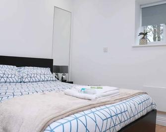 Suffolk Cosy Corner with free parking, 10min walking to town centre - Bury St. Edmunds - Habitación