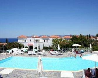 Akti Hotel & Apartments - Míthymna - Πισίνα